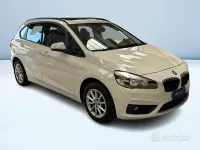Usata BMW 218 Active Tourer Advantage 150 CV (110 kW) 2016 Bianco pastello Monovolume