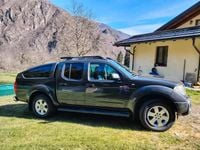 Begagnad Nissan Navara SE 171 HK (125 kW) 2006 Grå Pickup