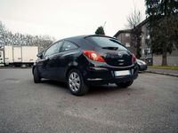 Usata Opel Corsa 86 CV (63 kW) 2011 Nero Utilitaria