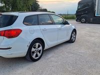Usata Opel Astra 110 CV (80 kW) 2012 Bianco Station wagon