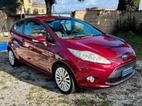 Usata Ford Fiesta Titanium 82 CV (60 kW) 2009 Rosso Utilitaria