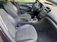 Usata Opel Insignia 160 CV (117 kW) 2012 Marrone Station wagon