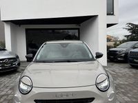 Usata Fiat 600 La Prima 110 CV (80 kW) 2025 Beige SUV