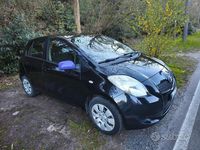 Usata Toyota Yaris 69 CV (50 kW) 2006 Nero Utilitaria