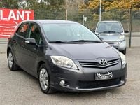 Usata Toyota Auris Active 99 CV (72 kW) 2011 Grigio Utilitaria