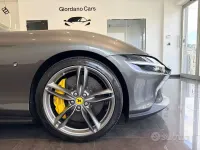 Usata Ferrari Roma 620 CV (456 kW) 2023 Grigio Coupé