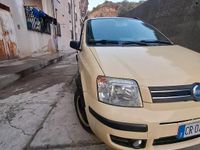Usata Fiat Panda 75 CV (55 kW) 2004 Giallo Utilitaria
