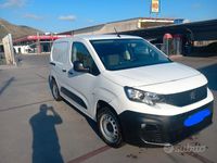 Usata Peugeot Partner 131 CV (96 kW) 2019 Bianco Monovolume