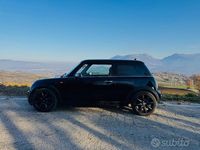 Usata Mini ONE 90 CV (66 kW) 2002 Nero Utilitaria