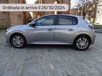 usata Peugeot e-208 -