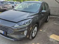 Usata Ford Kuga Titanium 150 CV (110 kW) 2021 Grigio SUV