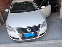 Usata VW Passat 102 CV (75 kW) 2010 Bianco Berlina