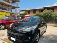 Usata Peugeot 207 73 CV (53 kW) 2013 Nero Utilitaria