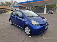 Usata Toyota Aygo Sol 68 CV (50 kW) 2007 Blu/azzurro Utilitaria