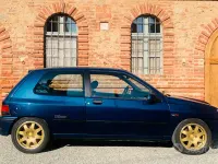 Usata Renault Clio 147 CV (108 kW) 1993 Utilitaria