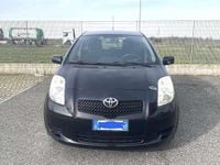 Usata Toyota Yaris Sol 87 CV (63 kW) 2006 Other Berlina