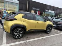 Usata Toyota Yaris Cross 92 CV (67 kW) 2021 Oro SUV