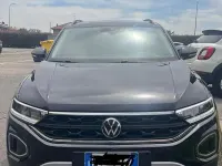 Usata VW T-Roc 150 CV (110 kW) 2023 Nero SUV