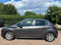 Usata Peugeot 208 Allure 83 CV (61 kW) 2018 Grigio Utilitaria