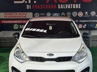 Usata Kia Rio 74 CV (54 kW) 2014 Bianco Berlina