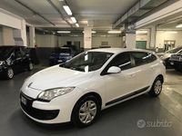 Usata Renault Mégane GrandTour 110 CV (80 kW) 2012 Bianco Station wagon