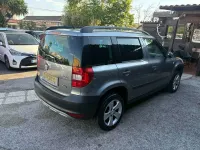 Usata Skoda Yeti GreenLine 105 CV (77 kW) 2011 Grigio SUV