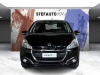 Usata Peugeot 208 Access 82 CV (60 kW) 2018 Nero Utilitaria
