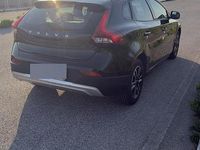 Usata Volvo V40 CC 120 CV (88 kW) 2018 Nero Station wagon