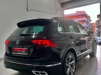 Usata VW Tiguan R-line 150 CV (110 kW) 2023 Nero SUV