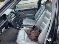 Usata Mercedes 200 122 CV (89 kW) 1991 Nero Berlina