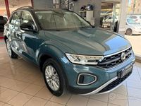 Usata VW T-Roc 116 CV (85 kW) 2023 Verde SUV