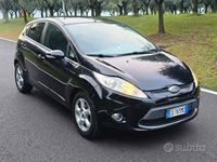 Usata Ford Fiesta 92 CV (67 kW) 2009 Nero Berlina