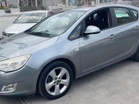 Usata Opel Astra S 95 CV (69 kW) 2011 Grigio Berlina