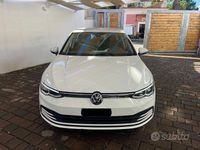 Usata VW Golf VIII Life 110 CV (80 kW) 2022 Bianco Berlina
