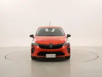 Usata Renault Clio V Evolution 101 CV (74 kW) 2025 Arancione Berlina