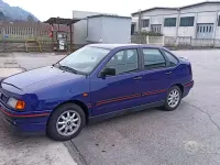 Usata Seat Cordoba 75 CV (55 kW) 1994 Blu Berlina