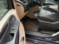 Usata Lancia Voyager 177 CV (130 kW) 2012 Blu Monovolume