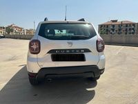 Usata Dacia Duster 110 CV (80 kW) 2018 Grigio SUV