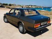 Usata Alfa Romeo Alfetta Quadrifoglio 130 CV (95 kW) 1983 Marrone Berlina