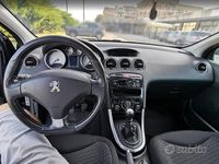 Begagnad Peugeot 308 Allure 111 HK (81 kW) 2012 Svart Sedan