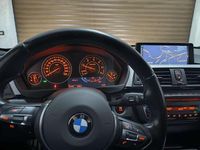 Usata BMW 318 143 CV (105 kW) 2015 Nero Berlina
