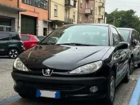 Usata Peugeot 206 75 CV (55 kW) 2008 Nero Berlina