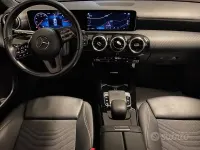 Usata Mercedes 180 136 CV (100 kW) 2019 Nero Berlina