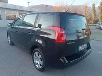 Usata Peugeot 5008 109 CV (80 kW) 2010 Other Monovolume
