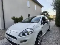 Usata Fiat Punto 69 CV (50 kW) 2018 Bianco Utilitaria