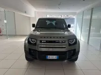 Usata Land Rover Defender S 200 CV (147 kW) 2023 Pangea green SUV