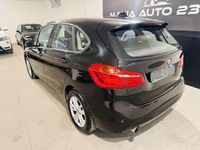 Usata BMW 218 Active Tourer Sport Line 150 CV (110 kW) 2015 Nero Monovolume