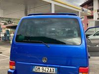 Usata VW Multivan 175 CV (128 kW) 2000 Blu/azzurro Furgone