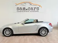 Usata Mercedes SLK350 272 CV (200 kW) 2005 Grigio Cabrio