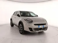 Usata Fiat 600 La Prima 100 CV (73 kW) 2025 Beige SUV